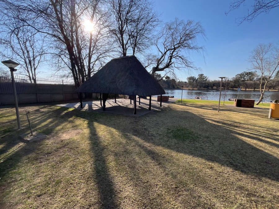 To Let 3 Bedroom Property for Rent in Vaalpark Free State